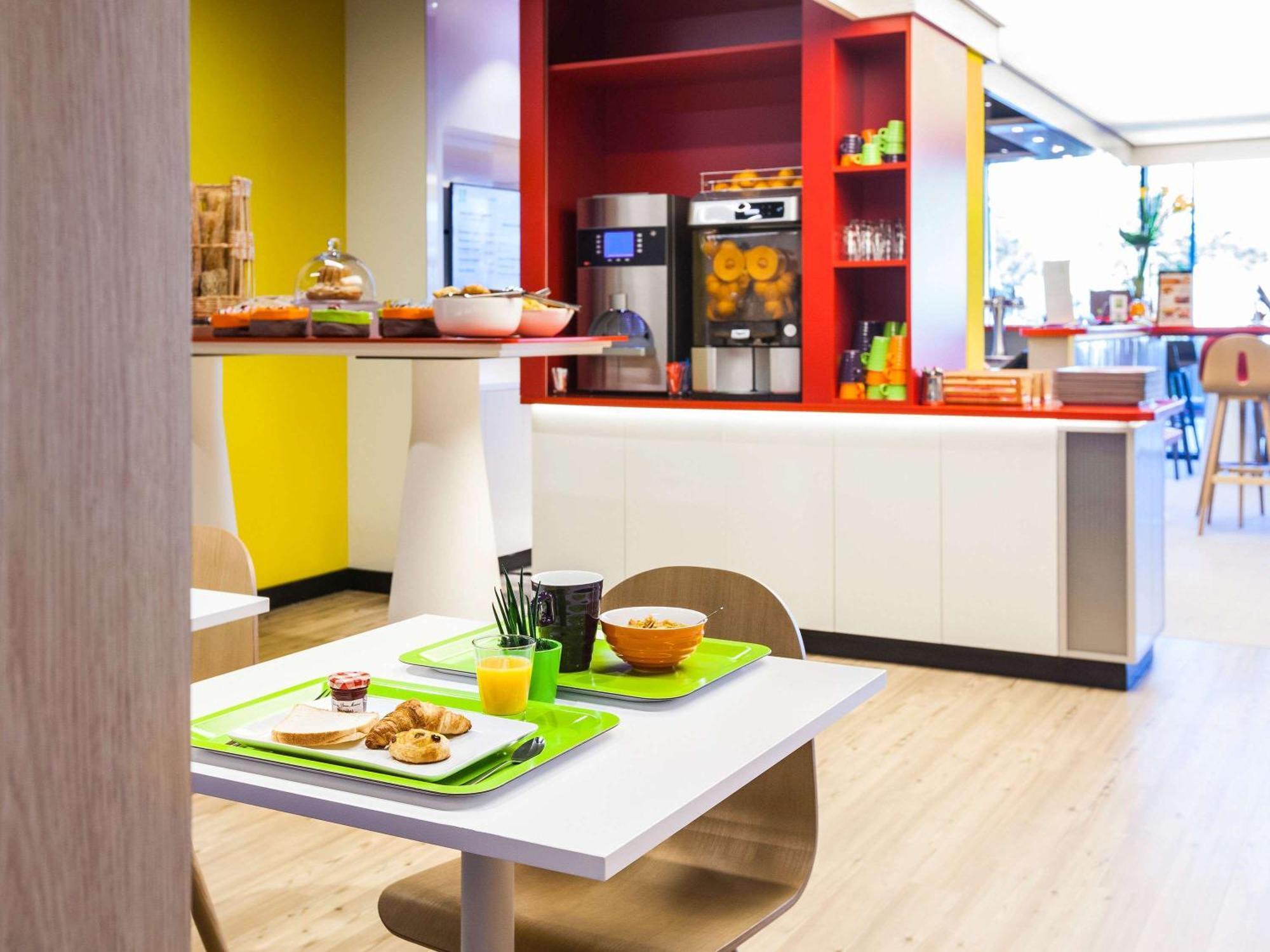 Hotel Ibis Styles Mulhouse Centre Gare Exterior foto